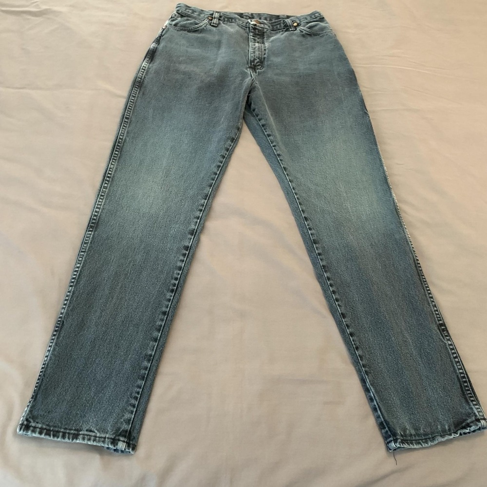 Wrangler‎ Cowgirl Cut Jeans Womans 15x32 Blue Medium Wash Straight Denim Rodeo